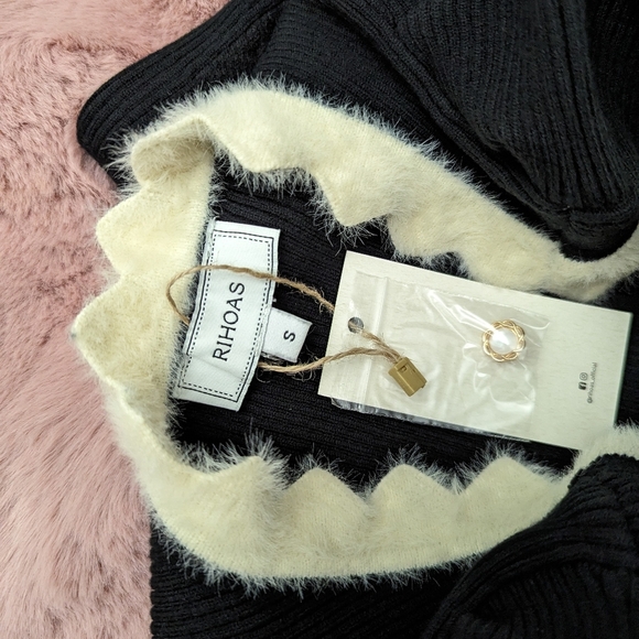 RIHOAS / SMALL / BNWT / KNIT - Picture 6 of 7